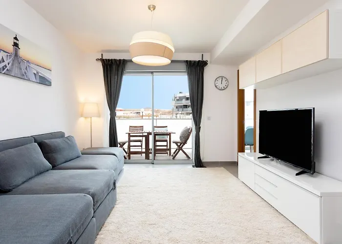 Tejita , The Dream Flats *