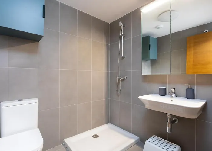 Tejita , The Dream Flats Apartment