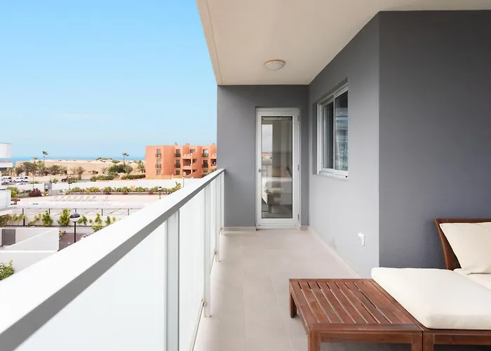 Tejita , The Dream Flats *