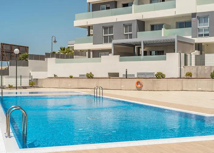 Tejita , The Dream Flats *