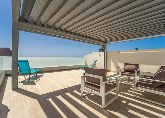 Tejita , The Dream Flats *