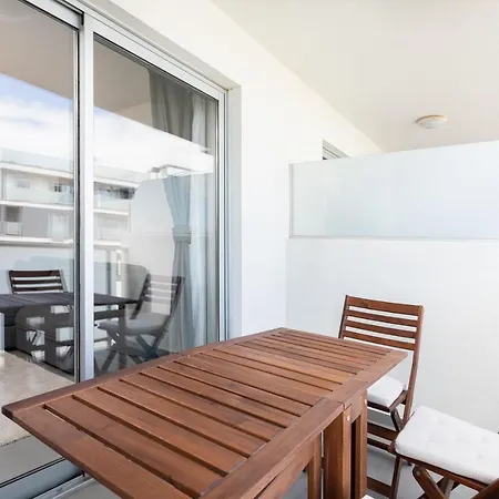 Tejita , The Dream Flats *