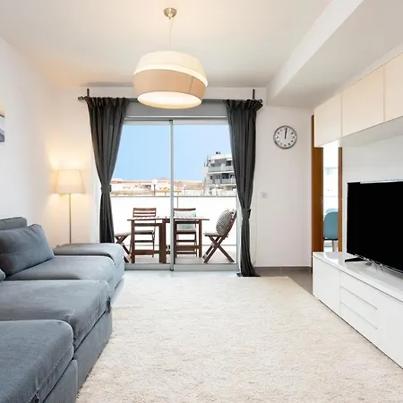 Tejita , The Dream Flats *