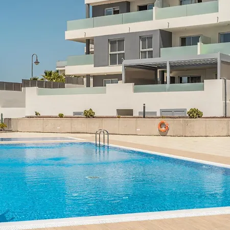 Tejita , The Dream Flats *