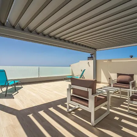 Tejita , The Dream Flats *